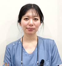 沖安佑未 歯科医師